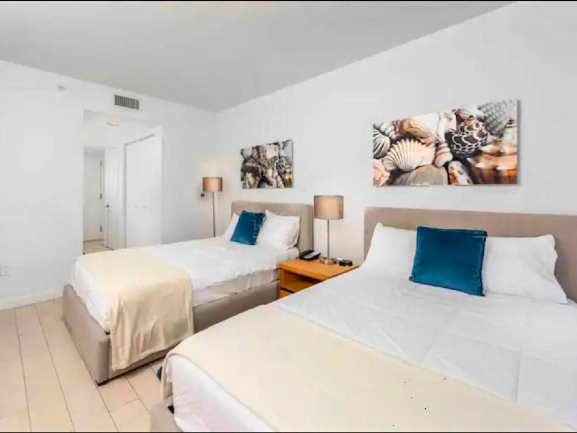 Mvr Apartments At Beachwalk Resort Hallandale Beach Exteriör bild