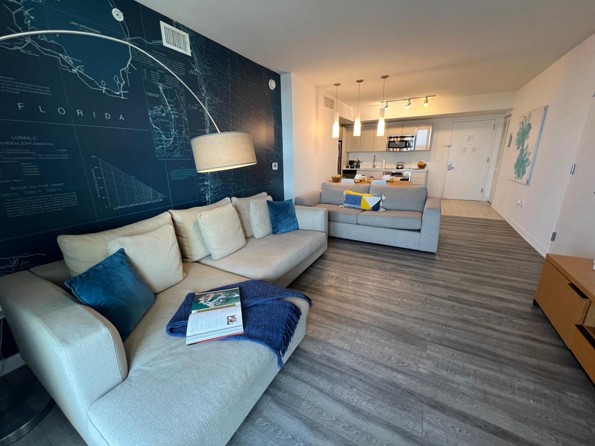 Mvr Apartments At Beachwalk Resort Hallandale Beach Exteriör bild
