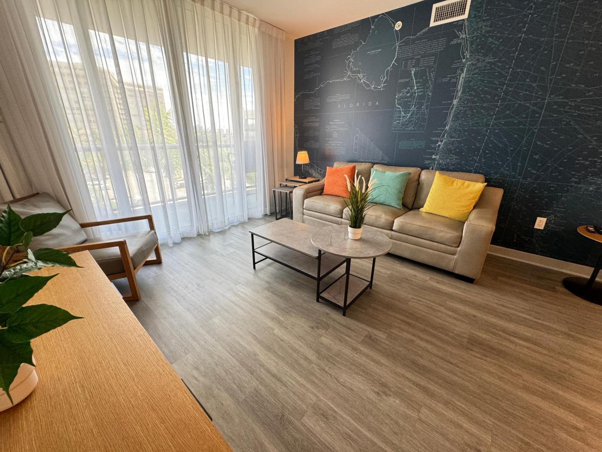 Mvr Apartments At Beachwalk Resort Hallandale Beach Exteriör bild