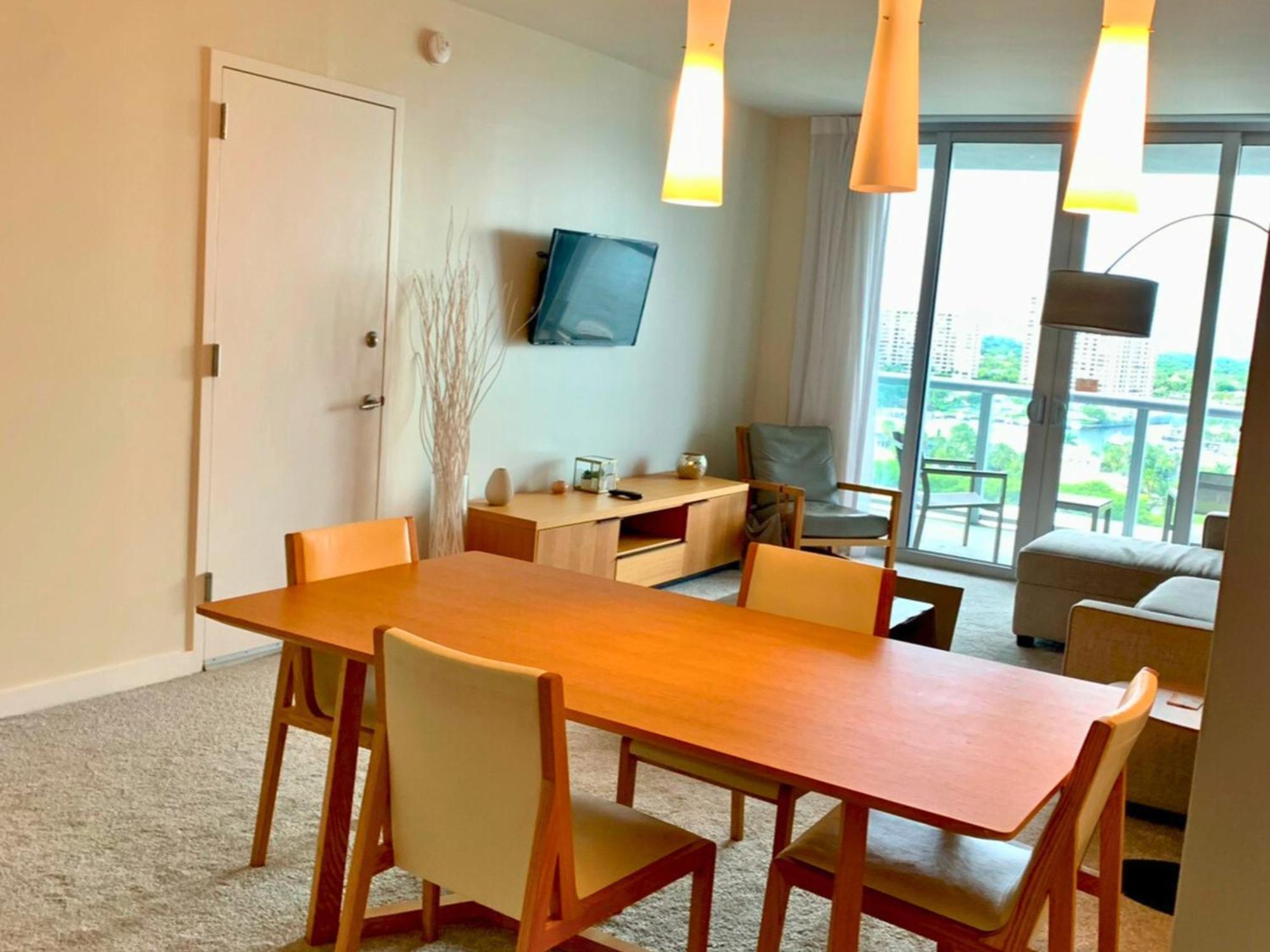 Mvr Apartments At Beachwalk Resort Hallandale Beach Exteriör bild