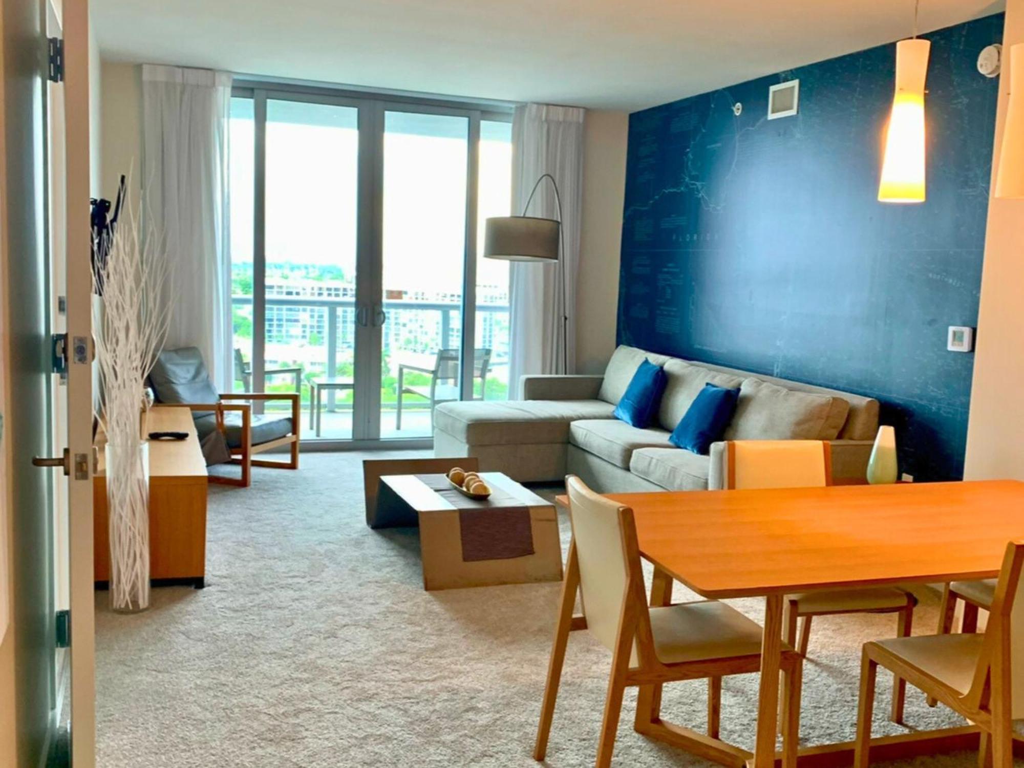 Mvr Apartments At Beachwalk Resort Hallandale Beach Exteriör bild