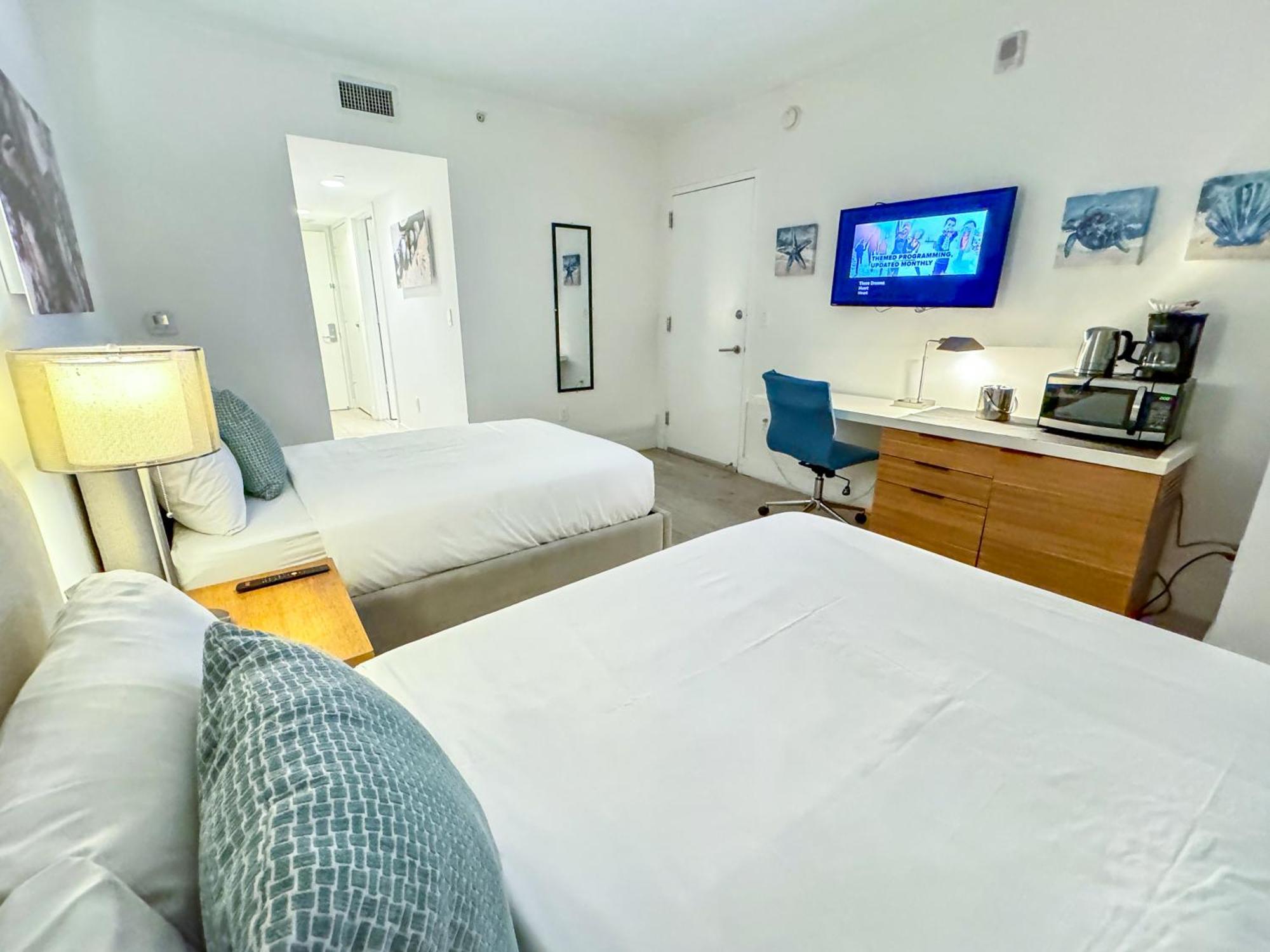 Mvr Apartments At Beachwalk Resort Hallandale Beach Exteriör bild