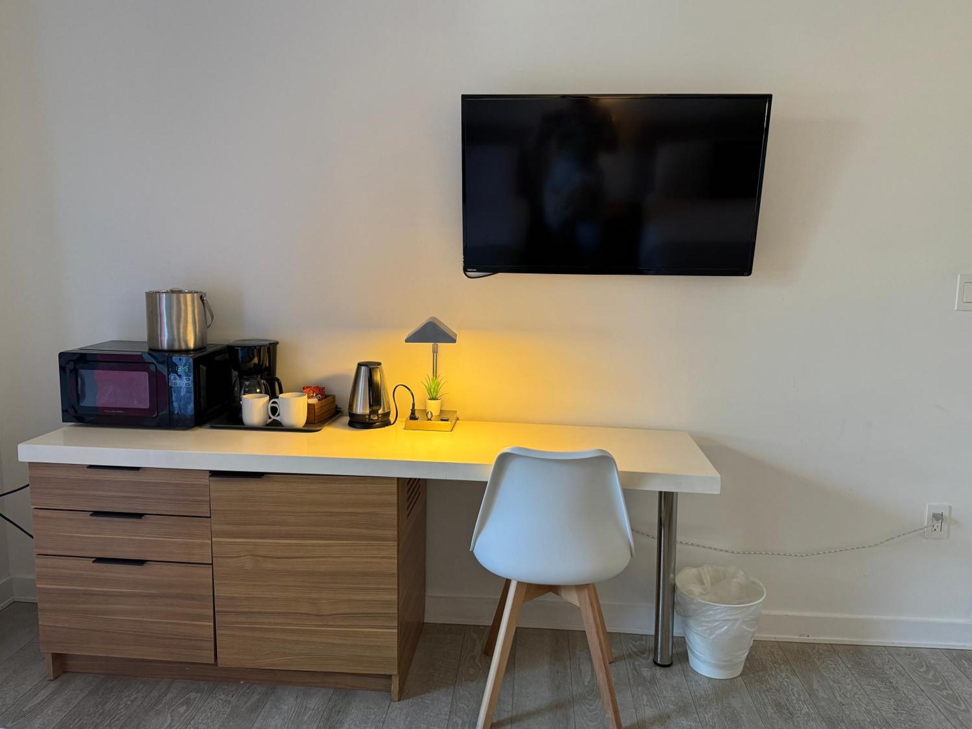 Mvr Apartments At Beachwalk Resort Hallandale Beach Exteriör bild